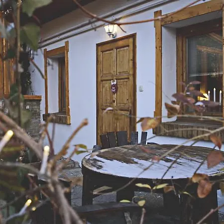 Folk In Old Town Apartman *